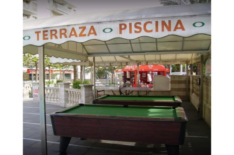 Rentalmar Los Peces Salou Bagian luar foto